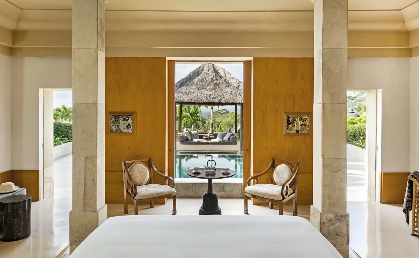 amanjiwo-borobudur-indonesia — hero