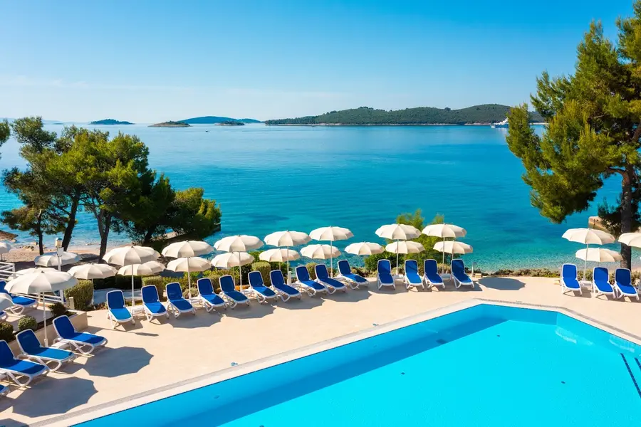 aminess-grand-azur-orebic-croatia — room