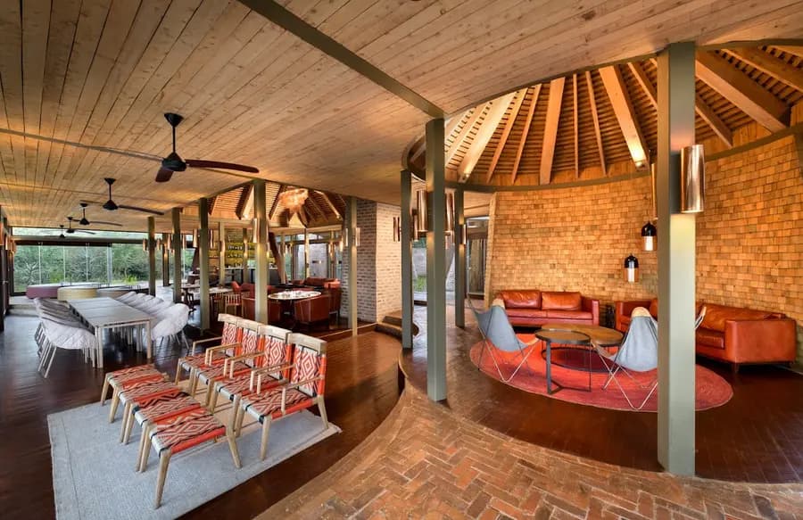 angama-mara-kenya — room