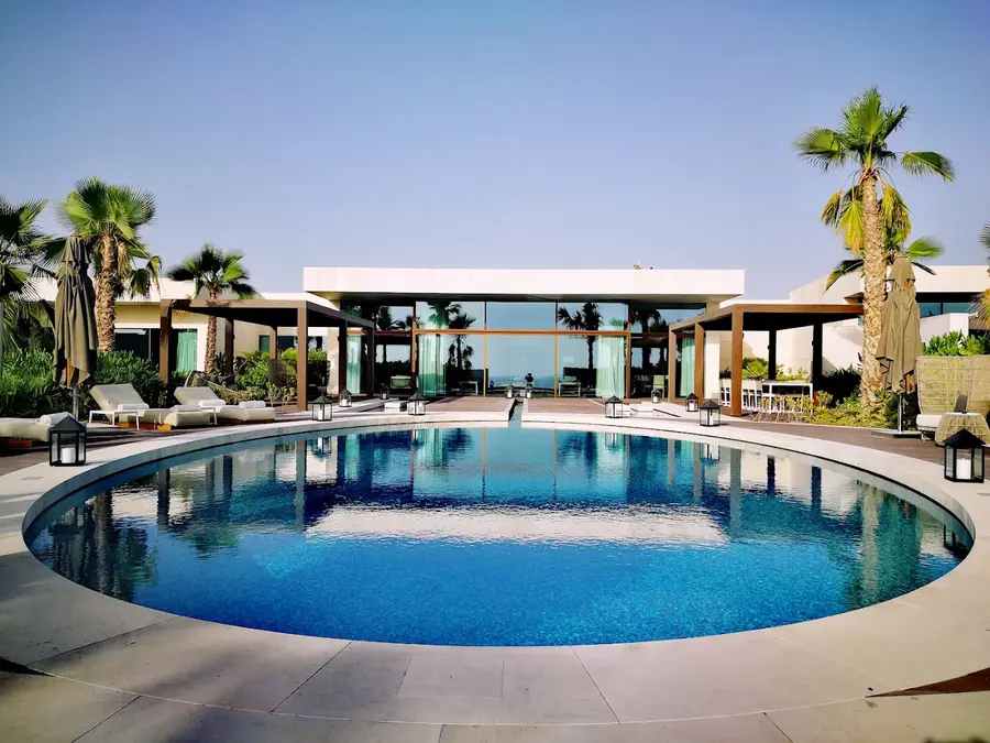 bulgari-resort-dubai-uae — pool