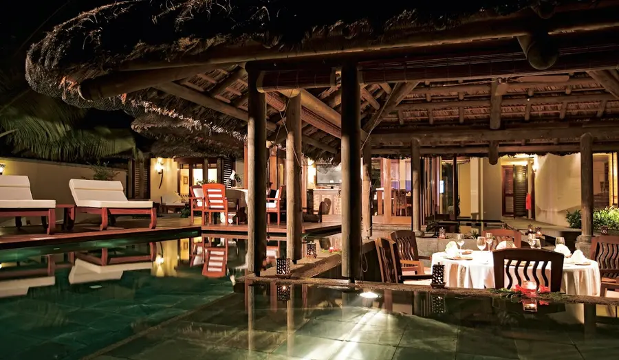 constance-lemuria-praslin-seychelles-seychelles — pool