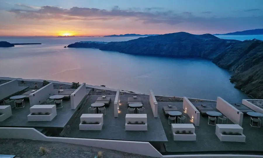 divine-cave-experience-santorini — room