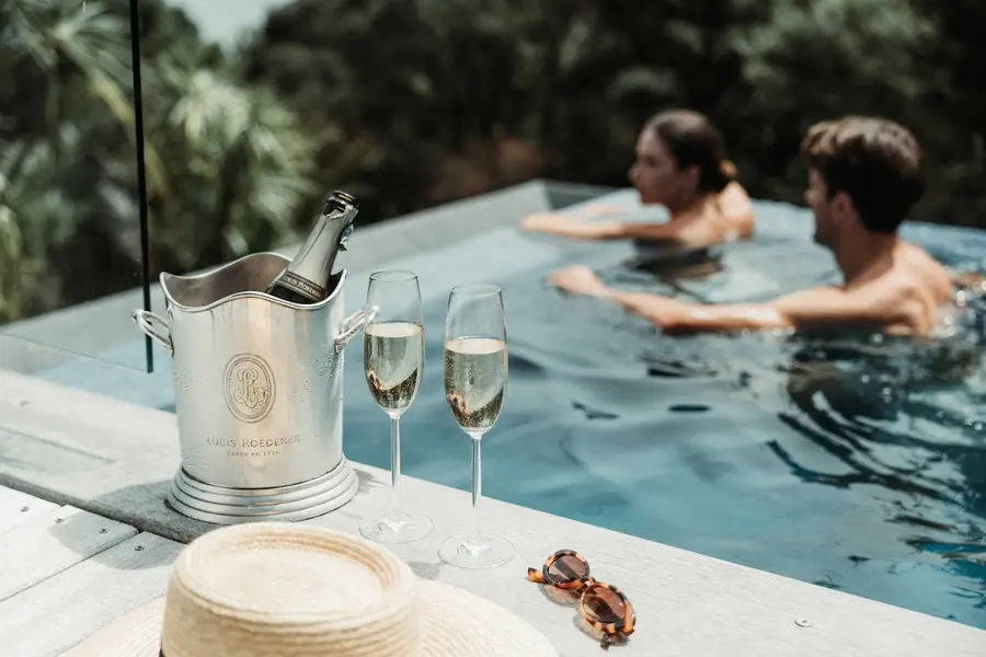 eagles-nest-russell-bay-of-islands-new-zealand — pool