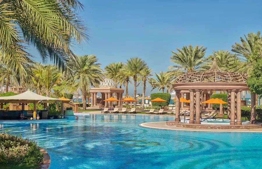 emirates-palace-mandarin-oriental-uae — pool