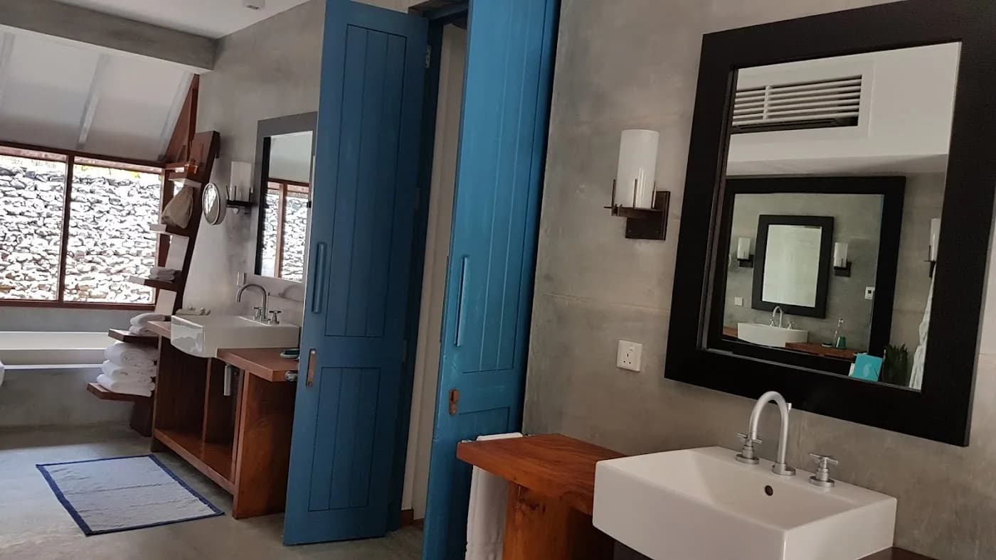 four-seasons-maldives-landaa-giraavaru — hero