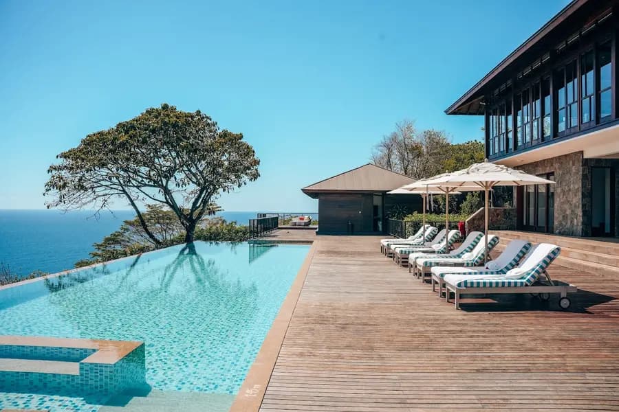 four-seasons-resort-seychelles-seychelles — pool