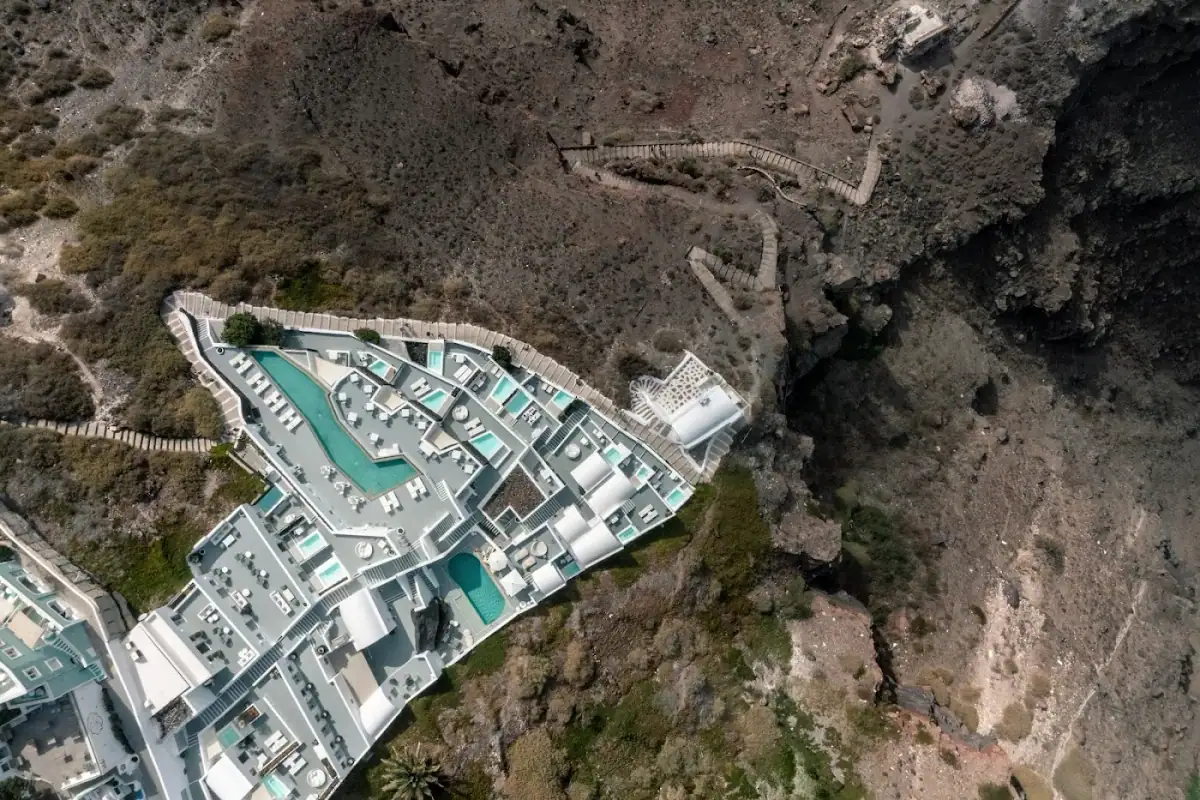 grace-hotel-santorini-greece — hero