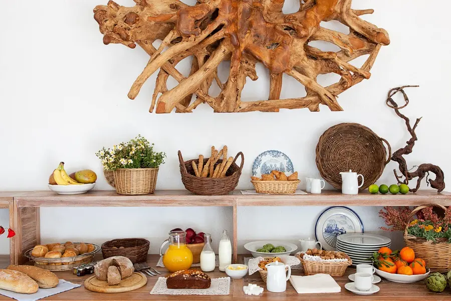 honeymoon-petra-villas-santorini — dining