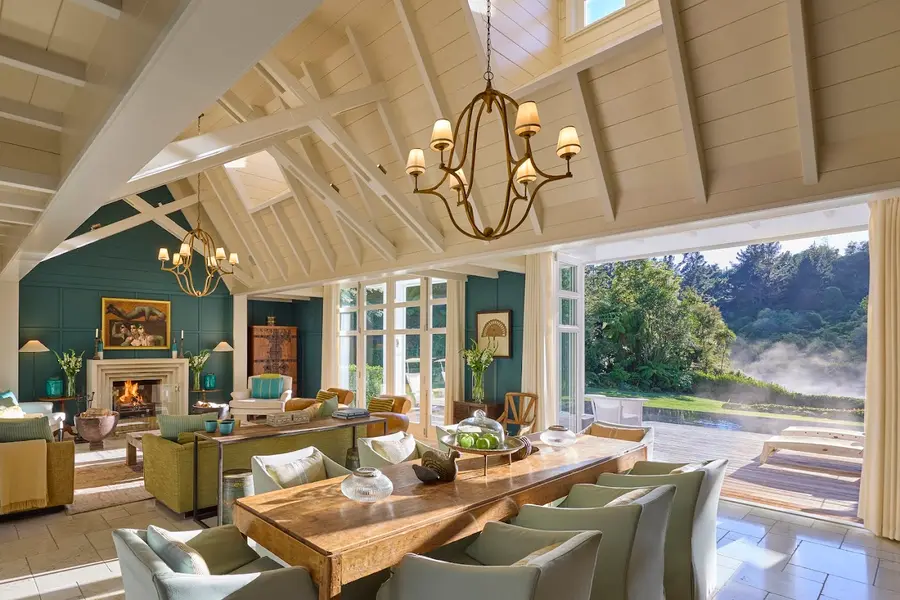 huka-lodge-taupo-new-zealand — pool