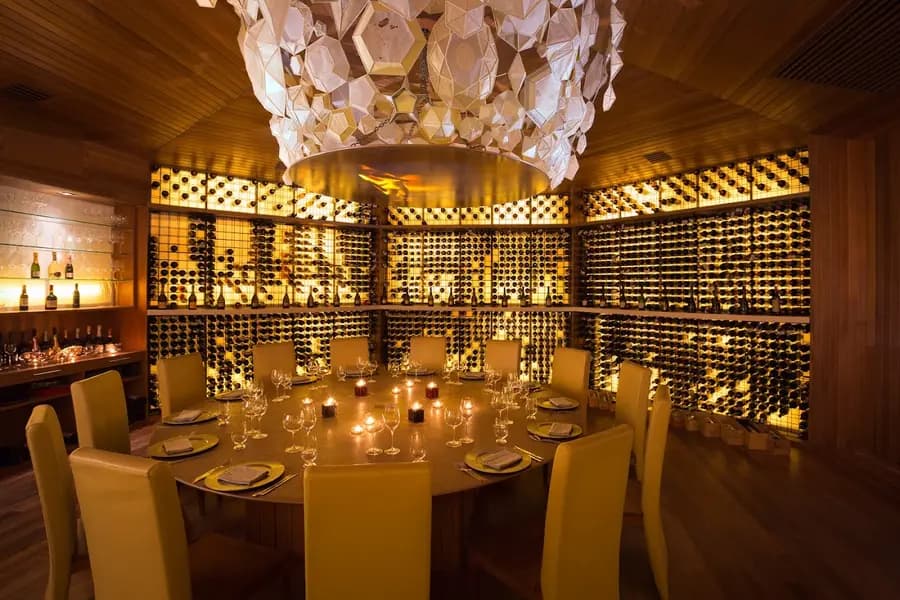 huvafen-fushi-maldives — dining