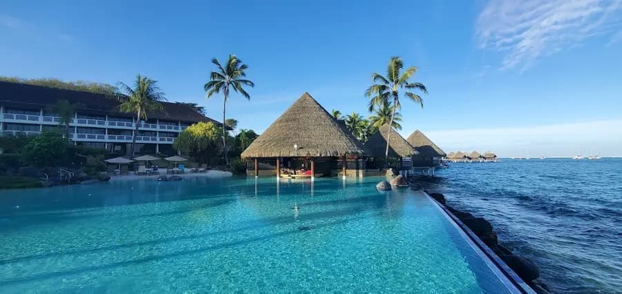 intercontinental-tahiti-resort-french-polynesia — pool