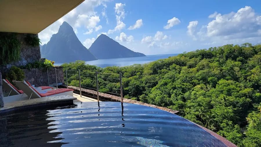 jade-mountain-st-lucia — pool