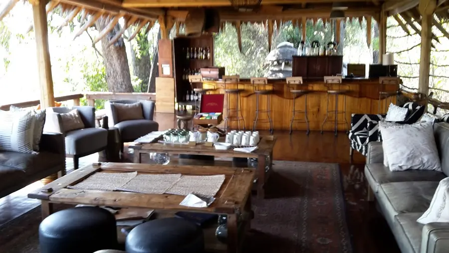 jao-camp-okavango-botswana — dining