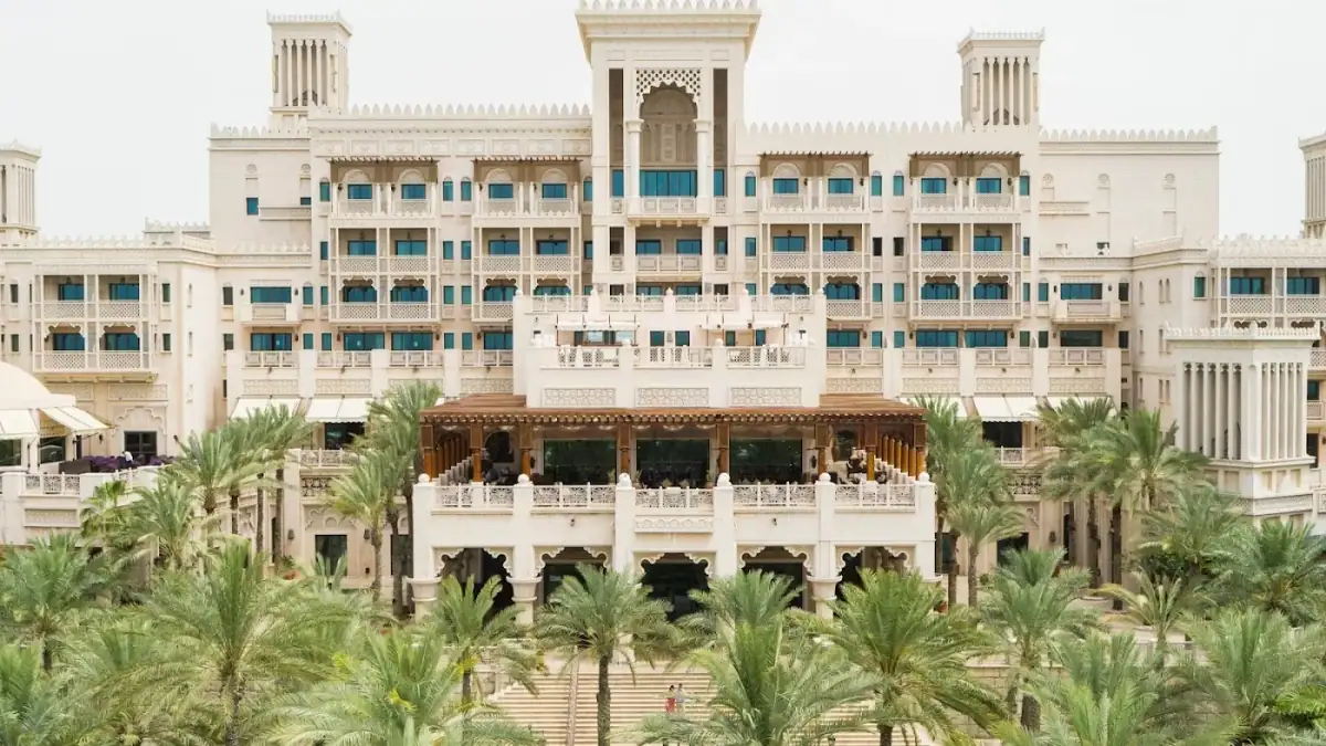jumeirah-al-qasr-madinat-uae — hero