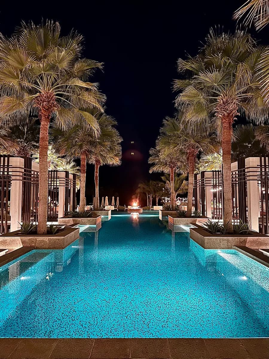 jumeirah-muscat-bay-oman — pool