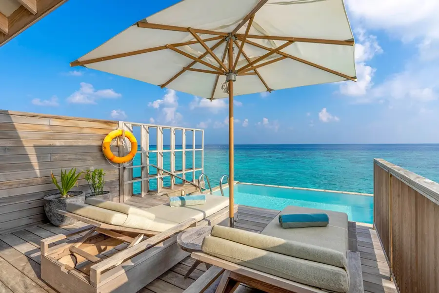 kagi-maldives-spa-island — dining