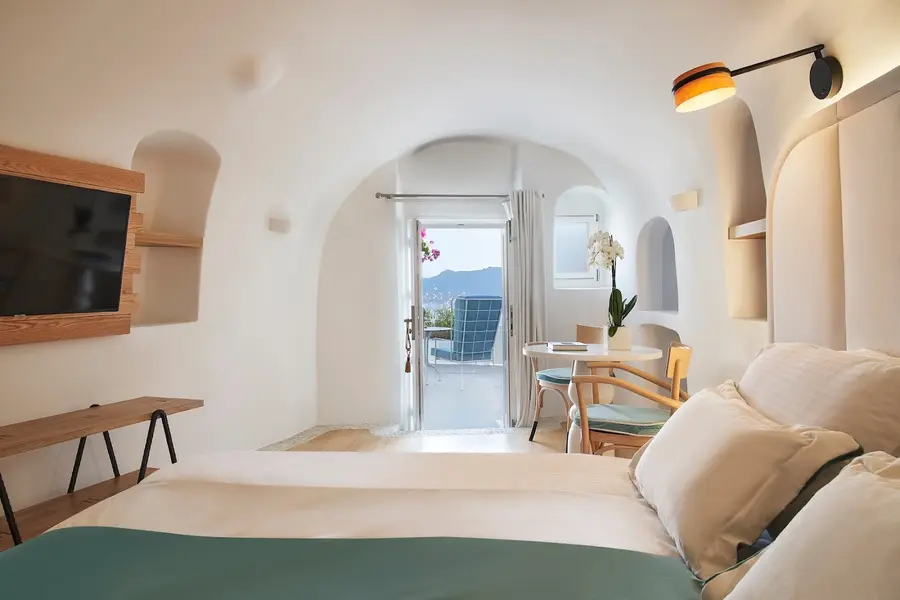 kirini-santorini-oia — spa