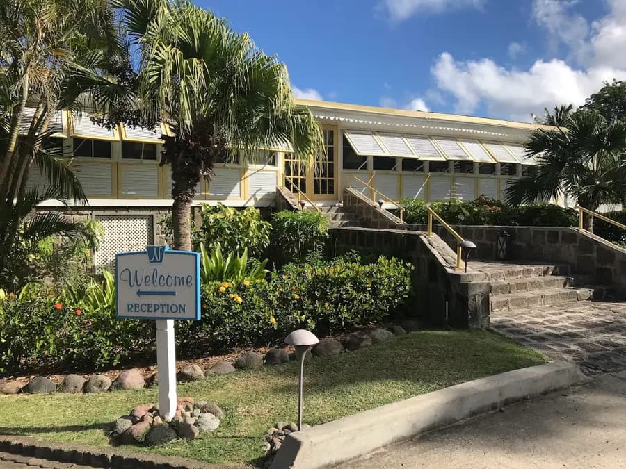 nisbet-plantation-beach-club-nevis-caribbean — room