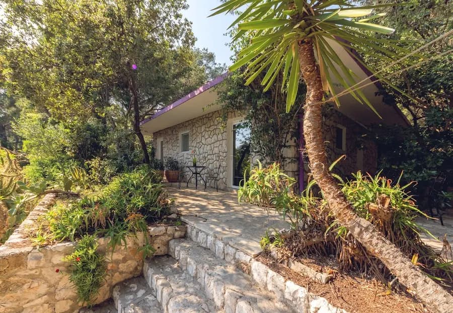 palmizana-meneghello-hvar-croatia — dining