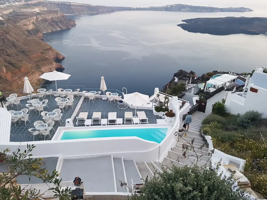 pegasus-suites-spa-imerovigli-santorini — dining