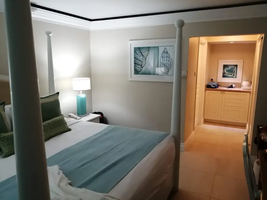 rendezvous-resort-st-lucia — pool