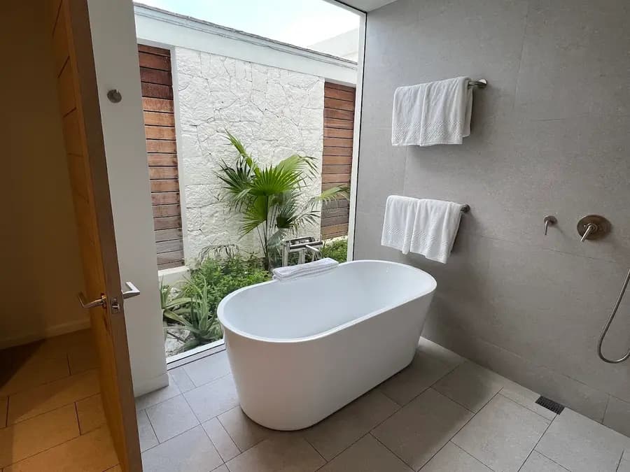 rock-house-turks-and-caicos — dining