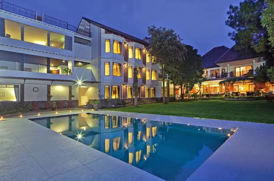 sandalwood-boutique-resort-sumba-indonesia — pool