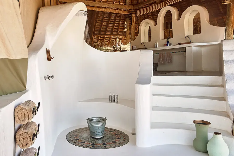 sasaab-lodge-samburu-kenya — dining