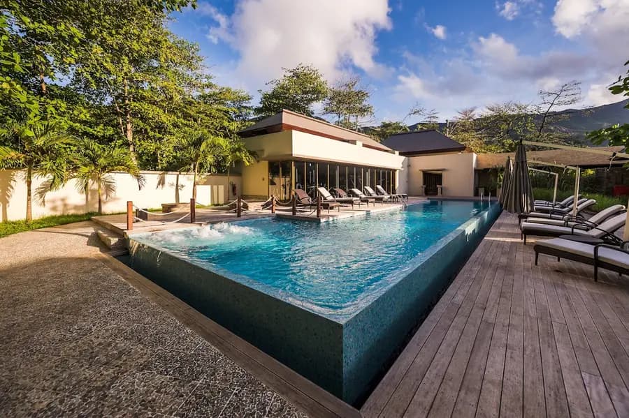 savoy-seychelles-resort-spa-seychelles — room