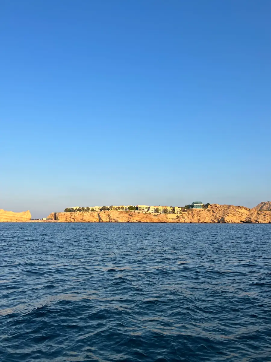 shangri-la-barr-al-jissah-oman — dining