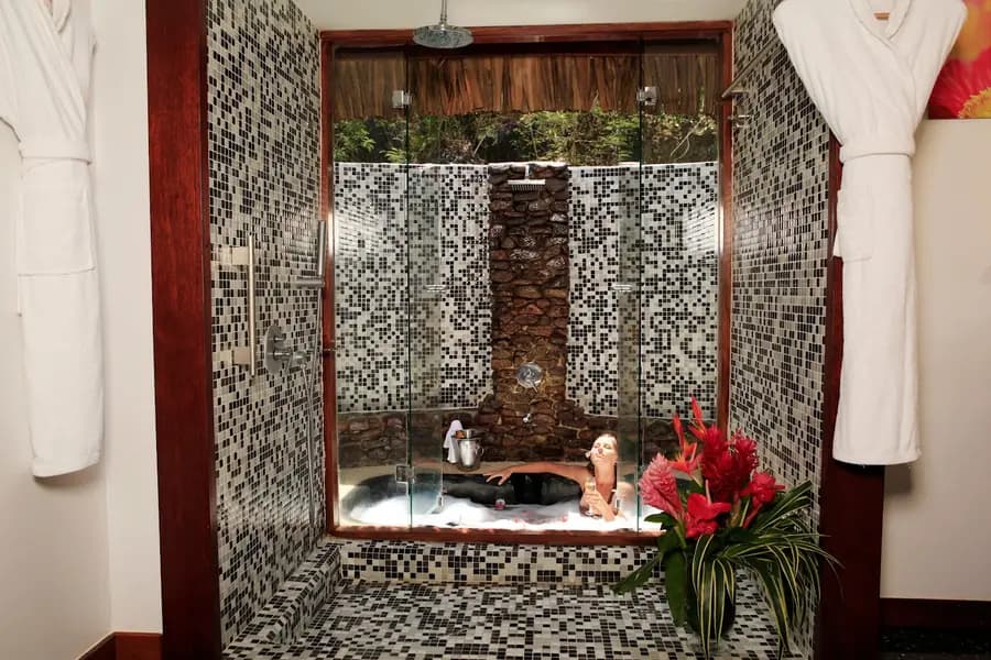 sofitel-kia-ora-moorea-french-polynesia — dining