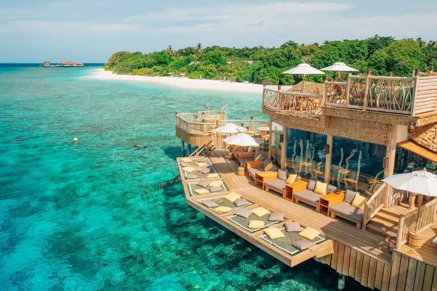 soneva-fushi-maldives — pool