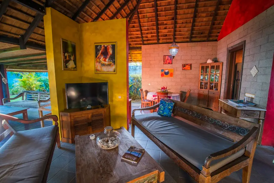 villa-mitirapa-bora-bora — pool